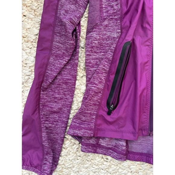 NWOT Lululemon Run: Featherweight Hybrid Jacket, $110 sz 4 A53 - Picture 3 of 8
